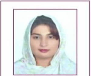 Dr. Amna